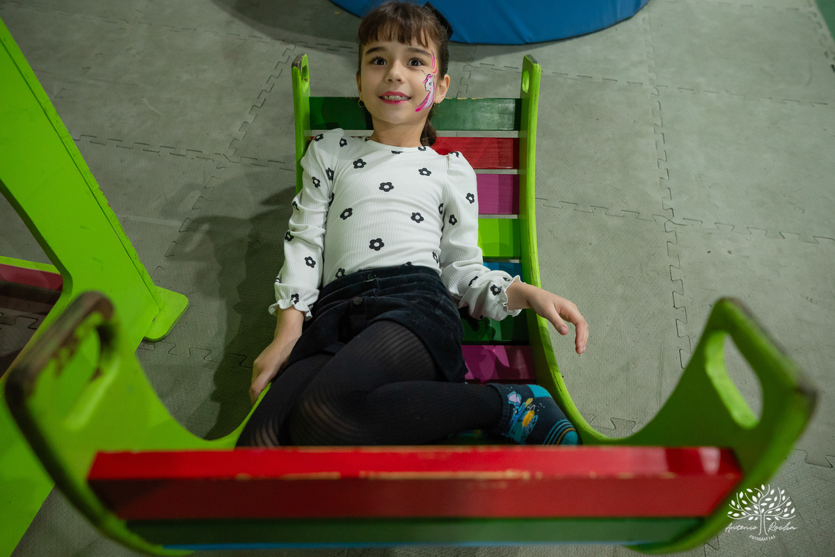 Martina - infância - festa de 4 anos - espontaneidade - brincadeiras - fotografia infantil - celebração em família - fotografias de aniversário - registro fotográfico - Antonio Rocha Fotografias – Pelotas – cassia noble festas - Kopereck