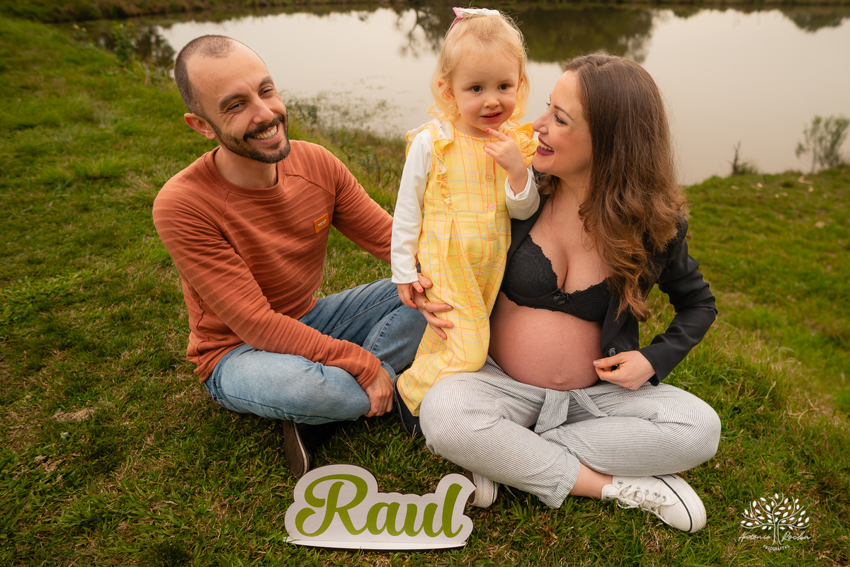 ensaio gestação - fotografia gestante - espera do bebê - chegada do Raul - família Thaiana e Maiquinho - irmão mais novo- fotografia de família - ensaio fotográfico gestante - expectativa pelo bebê - fotografia profissional - fotógrafo de família –Pelotas