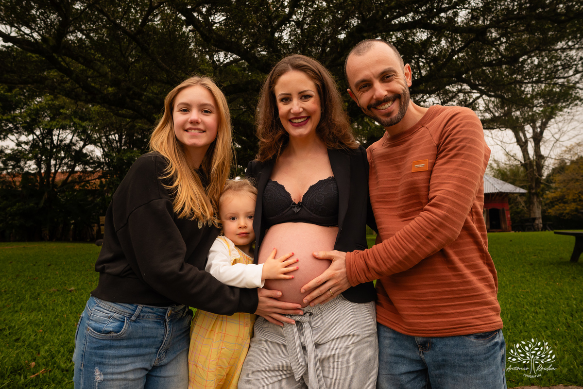 ensaio gestação - fotografia gestante - espera do bebê - chegada do Raul - família Thaiana e Maiquinho - irmão mais novo- fotografia de família - ensaio fotográfico gestante - expectativa pelo bebê - fotografia profissional - fotógrafo de família –Pelotas