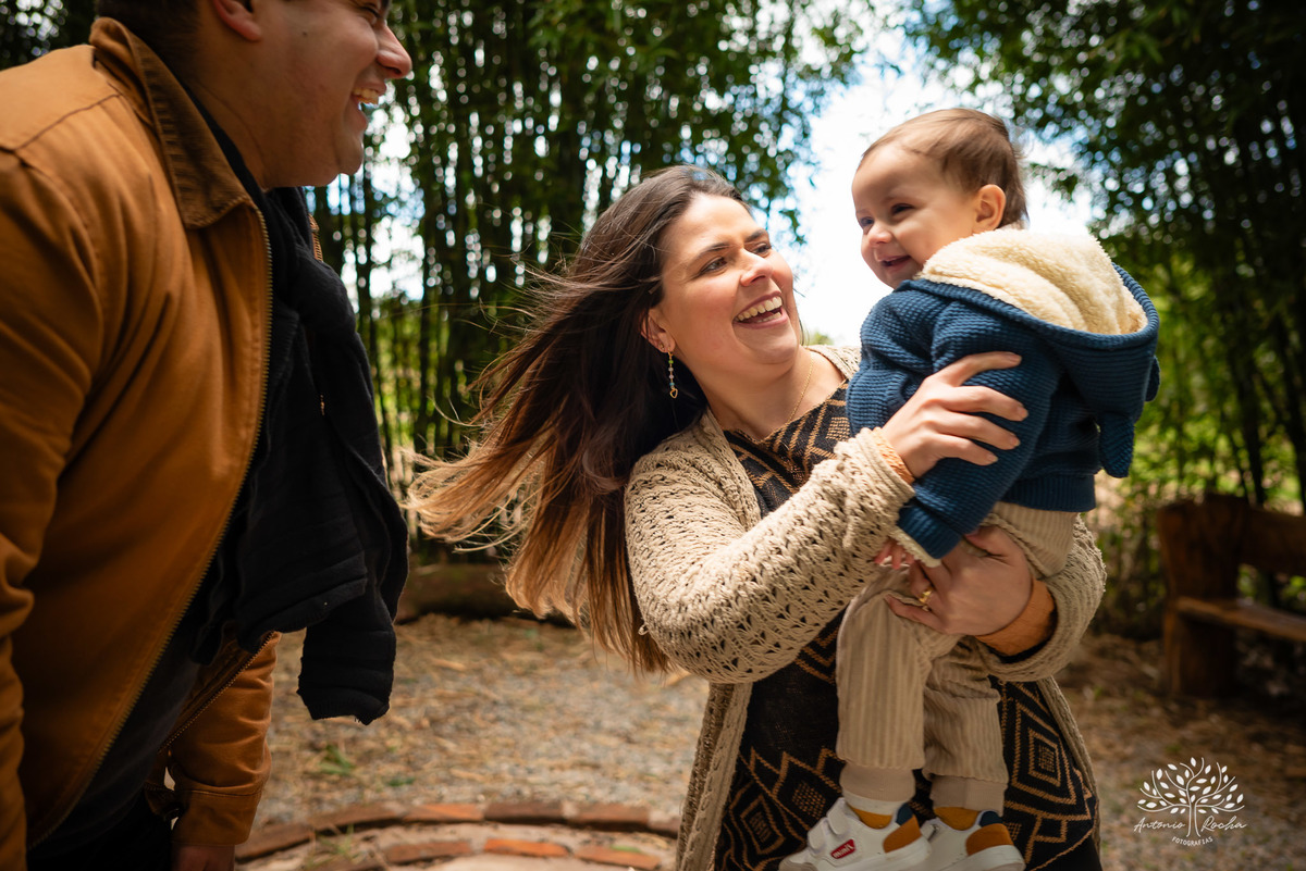fotografia infantil -ensaio de família - aniversário de um ano - fotos ao ar livre - ensaio de gestante - fotografia de irmãos - registros de infância - fotografia de bebê - Antonio Rocha Fotografias- ensaio fotográfico - Pelotas