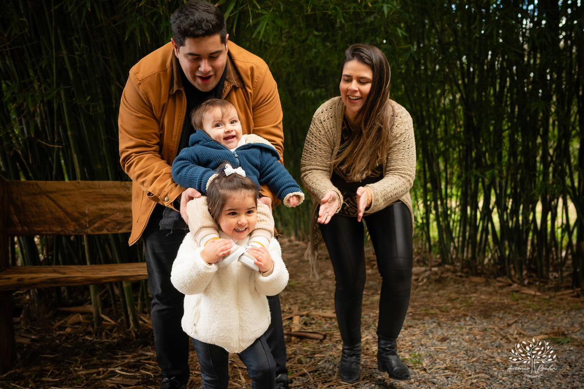 fotografia infantil -ensaio de família - aniversário de um ano - fotos ao ar livre - ensaio de gestante - fotografia de irmãos - registros de infância - fotografia de bebê - Antonio Rocha Fotografias- ensaio fotográfico - Pelotas