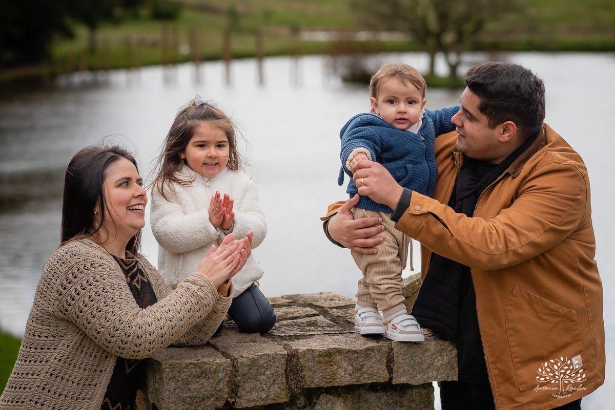 fotografia infantil -ensaio de família - aniversário de um ano - fotos ao ar livre - ensaio de gestante - fotografia de irmãos - registros de infância - fotografia de bebê - Antonio Rocha Fotografias- ensaio fotográfico - Pelotas