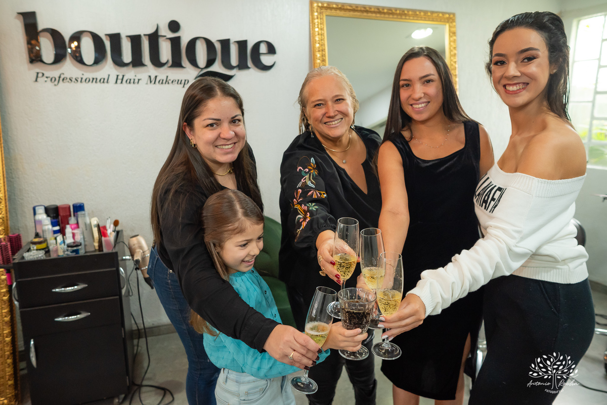 recepção de formatura - formatura em Psicologia - celebração de formatura - nova fase profissional - making of de formatura – formatura - Antonio Rocha Fotografias - registros fotográficos - lembranças de formatura - fotografia de eventos - Pelotas