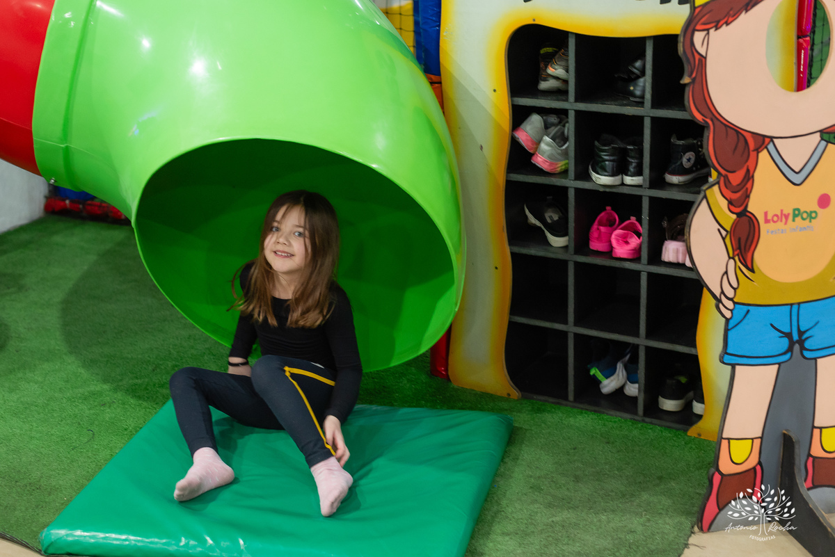 aniversário infantil - fotografia de aniversário - Maitê 6 anos - festa fundo do mar - fotógrafo infantil - decoração temática - festa de criança - fotografia profissional - Antonio Rocha Fotografias - irmãos e carinho - festa infantil - Pelotas