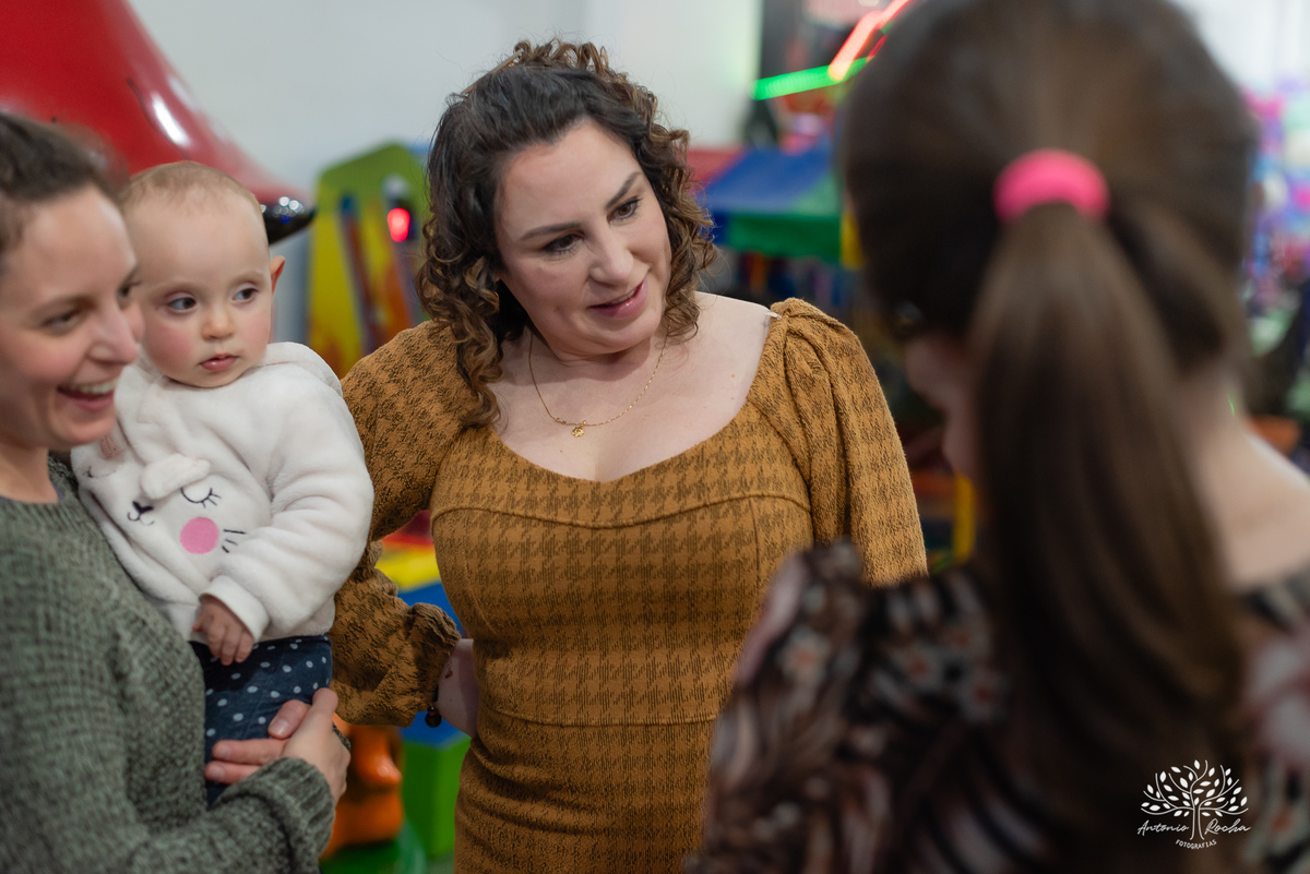aniversário infantil - fotografia de aniversário - Maitê 6 anos - festa fundo do mar - fotógrafo infantil - decoração temática - festa de criança - fotografia profissional - Antonio Rocha Fotografias - irmãos e carinho - festa infantil - Pelotas