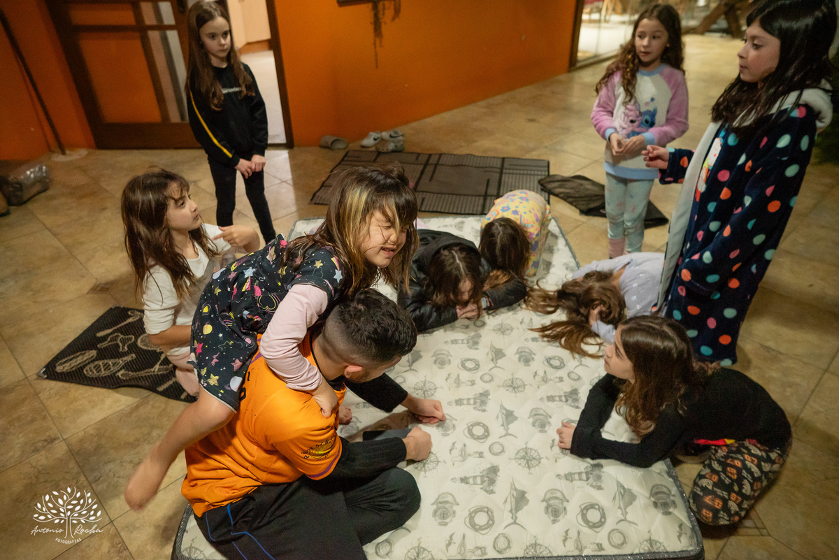 dormidão - festa de aniversário - fotografia infantil - fotógrafo de família - registro de momentos - diversão - fotografia de eventos - fotografia de crianças - fotografia espontânea - comemoração em família - tio Antonio Rocha Fotografias - Pelotas