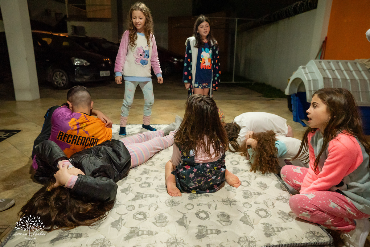 dormidão - festa de aniversário - fotografia infantil - fotógrafo de família - registro de momentos - diversão - fotografia de eventos - fotografia de crianças - fotografia espontânea - comemoração em família - tio Antonio Rocha Fotografias - Pelotas