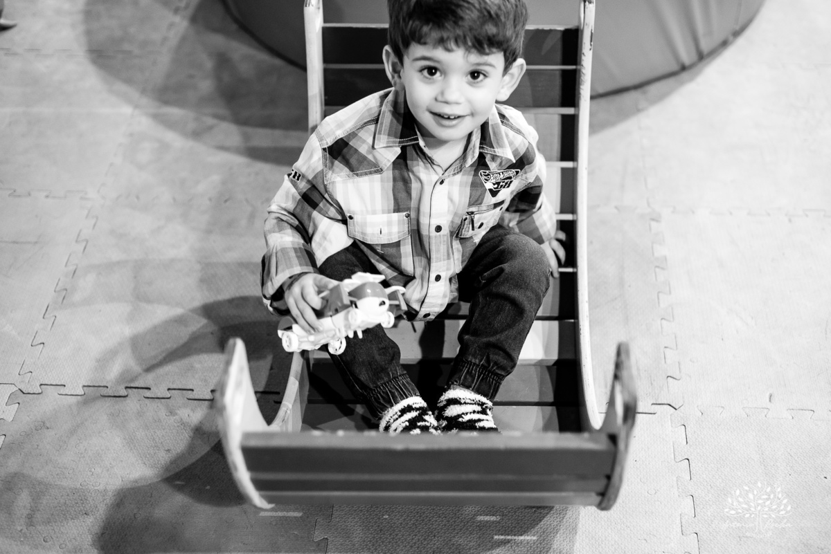 aniversário infantil - fotografia de aniversário - fotógrafo de eventos - fotógrafo infantil - fotografia espontânea - alegria de criança - festa temática - diversão de criança - fotógrafo Antonio Rocha Fotografias - confiança e carinho - Pelotas