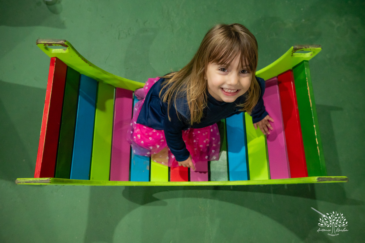 aniversário infantil - fotografia de aniversário - fotógrafo de eventos - fotógrafo infantil - fotografia espontânea - alegria de criança - festa temática - diversão de criança - fotógrafo Antonio Rocha Fotografias - confiança e carinho - Pelotas