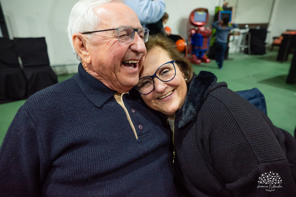 aniversário infantil - fotografia de aniversário - fotógrafo de eventos - fotógrafo infantil - fotografia espontânea - alegria de criança - festa temática - diversão de criança - fotógrafo Antonio Rocha Fotografias - confiança e carinho - Pelotas