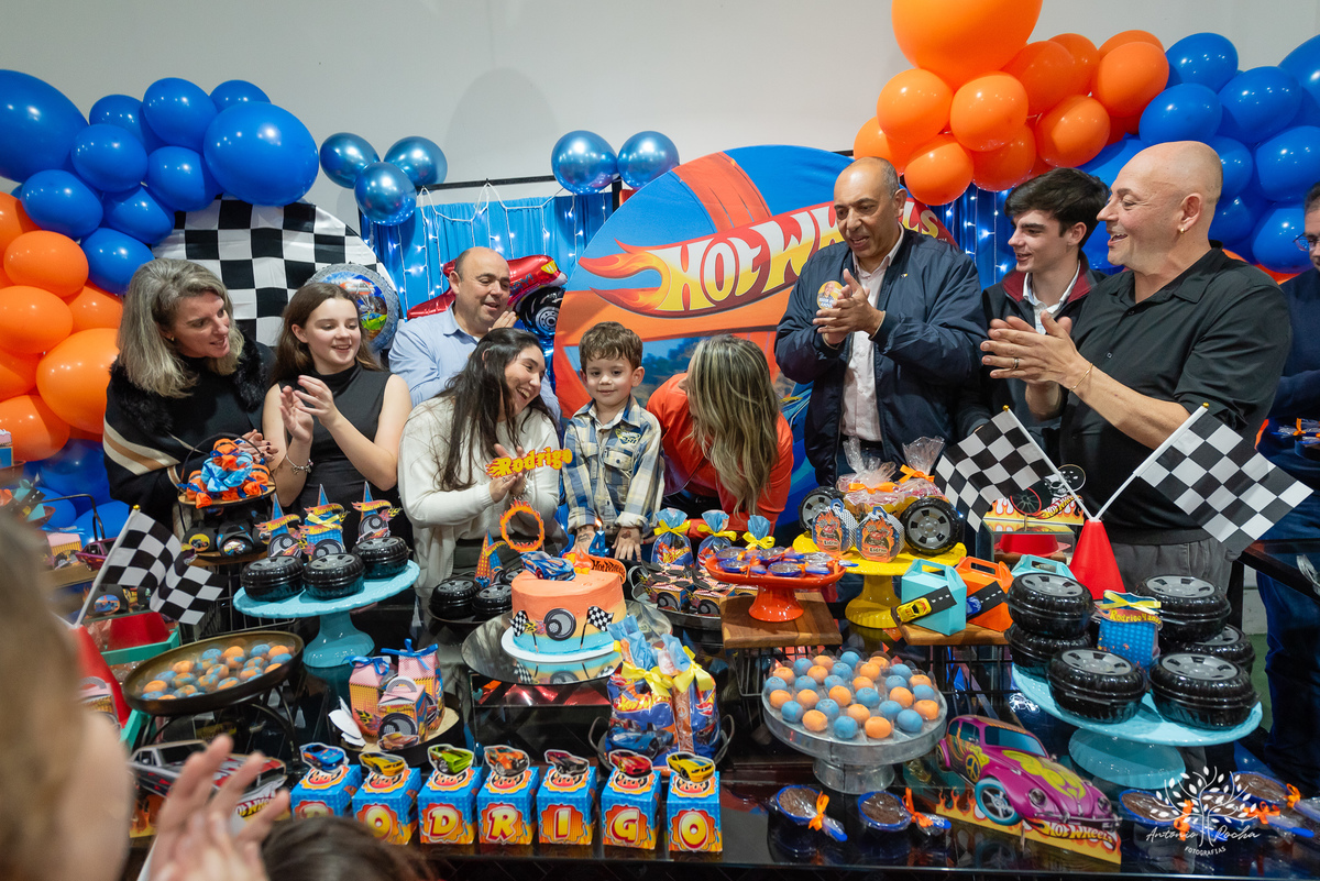 aniversário infantil - fotografia de aniversário - fotógrafo de eventos - fotógrafo infantil - fotografia espontânea - alegria de criança - festa temática - diversão de criança - fotógrafo Antonio Rocha Fotografias - confiança e carinho - Pelotas