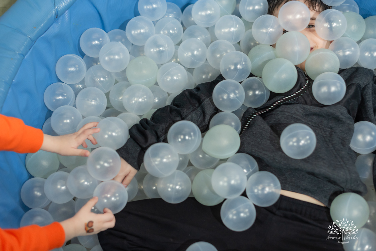 aniversário infantil - fotografia de aniversário - fotógrafo de eventos - fotógrafo infantil - fotografia espontânea - alegria de criança - festa temática - diversão de criança - fotógrafo Antonio Rocha Fotografias - confiança e carinho - Pelotas