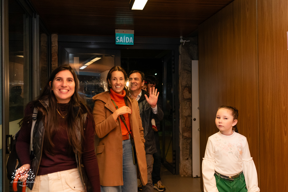 Laura - aniversário de 8 anos - festa temática - estilo Ana Castela - alegria - brincadeiras infantis - família - amigos - emoção - momentos especiais - fotografia de aniversário - Antonio Rocha Fotografias - Alphaville - Pelotas