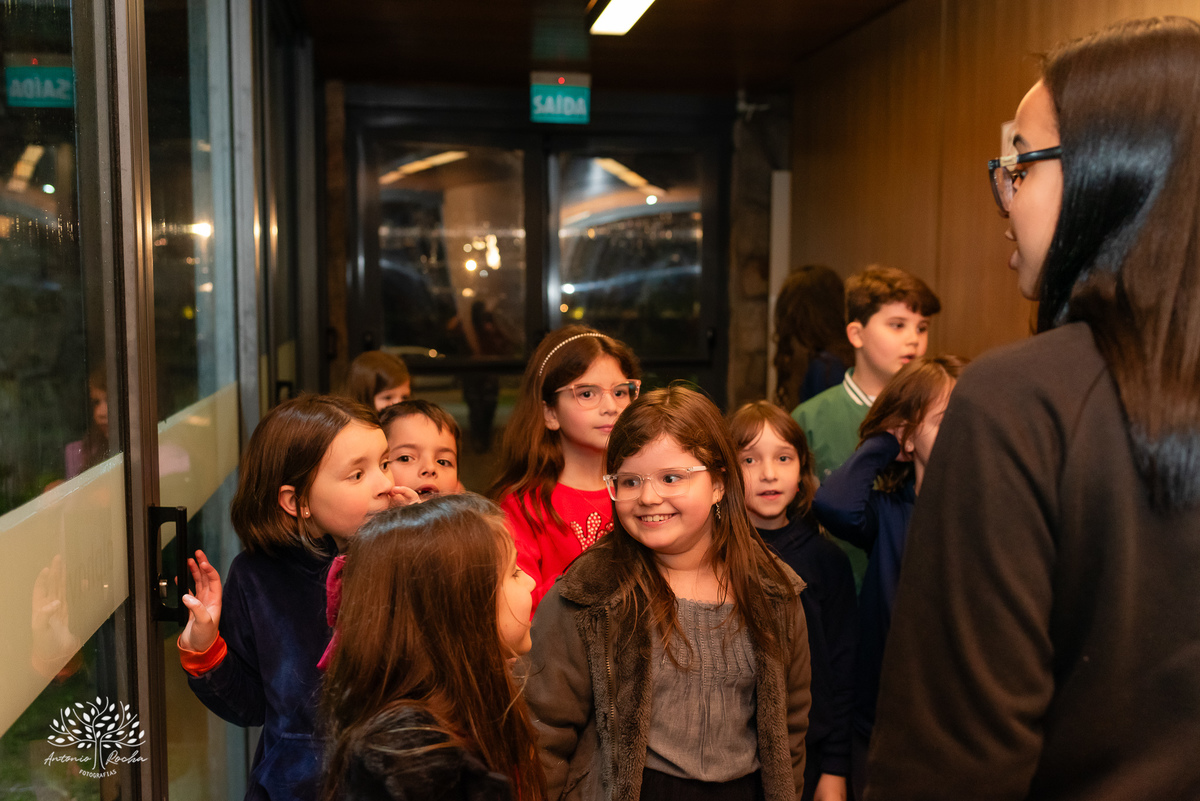 Laura - aniversário de 8 anos - festa temática - estilo Ana Castela - alegria - brincadeiras infantis - família - amigos - emoção - momentos especiais - fotografia de aniversário - Antonio Rocha Fotografias - Alphaville - Pelotas