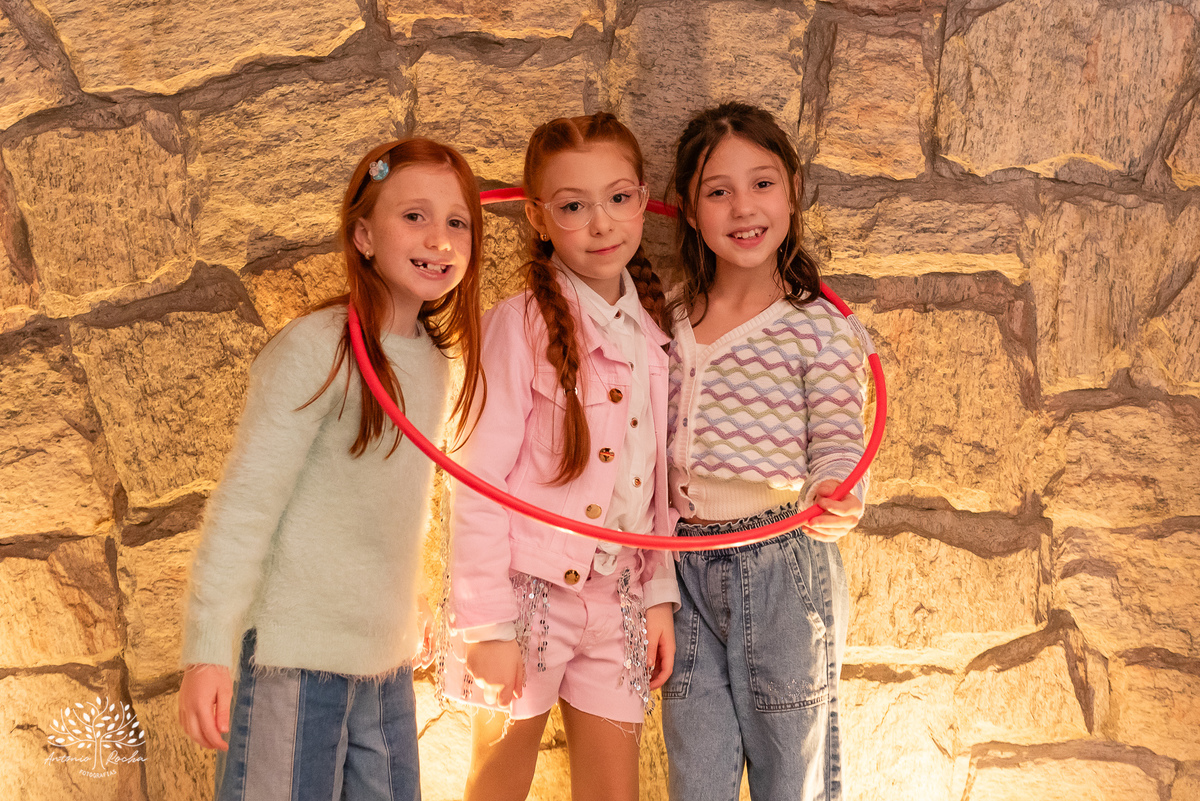 Laura - aniversário de 8 anos - festa temática - estilo Ana Castela - alegria - brincadeiras infantis - família - amigos - emoção - momentos especiais - fotografia de aniversário - Antonio Rocha Fotografias - Alphaville - Pelotas