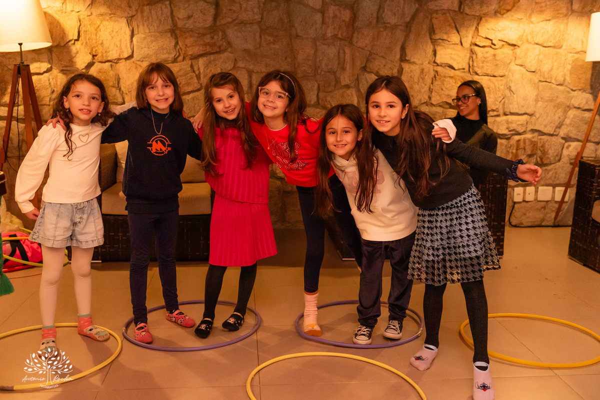 Laura - aniversário de 8 anos - festa temática - estilo Ana Castela - alegria - brincadeiras infantis - família - amigos - emoção - momentos especiais - fotografia de aniversário - Antonio Rocha Fotografias - Alphaville - Pelotas