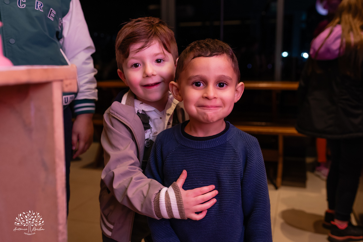 Laura - aniversário de 8 anos - festa temática - estilo Ana Castela - alegria - brincadeiras infantis - família - amigos - emoção - momentos especiais - fotografia de aniversário - Antonio Rocha Fotografias - Alphaville - Pelotas