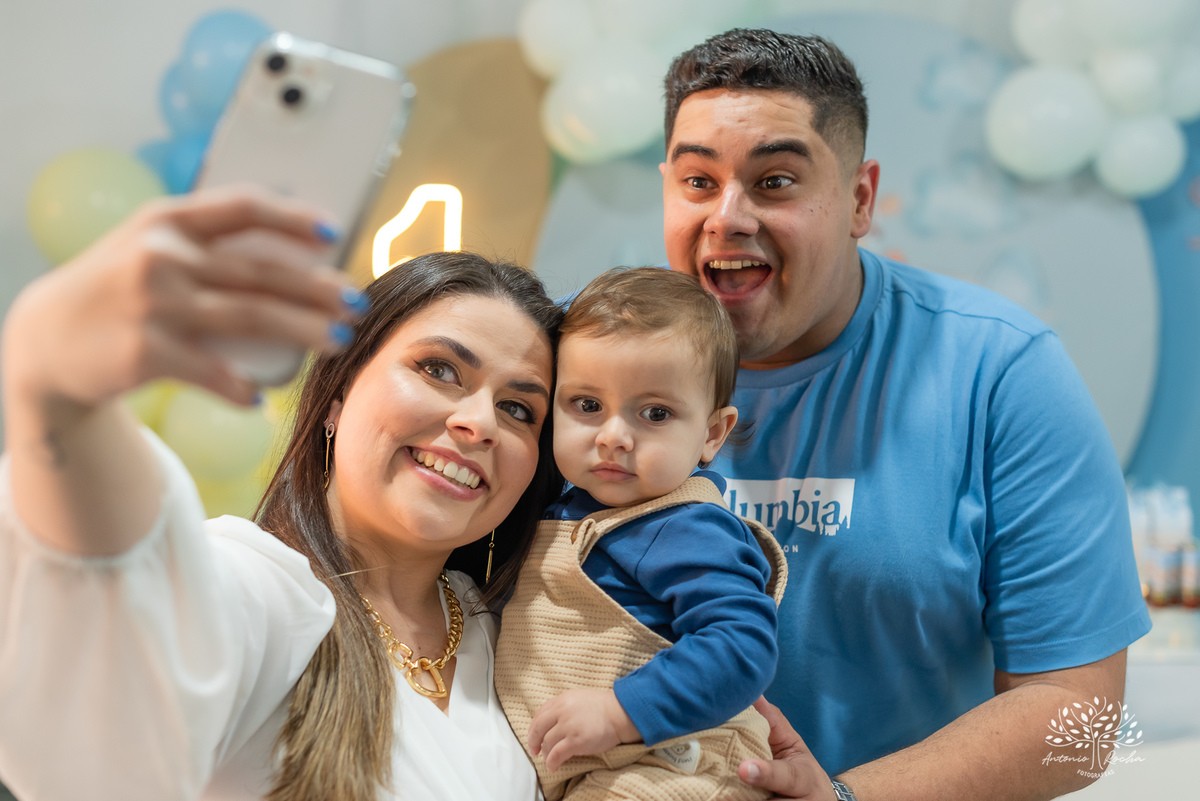 primeiro aninho - fotografia infantil - festa de aniversário - registros especiais - memórias em família - ensaio de gestação - celebração infantil - Antonio Rocha Fotografias - momentos únicos - aniversário Santiago - Pelotas