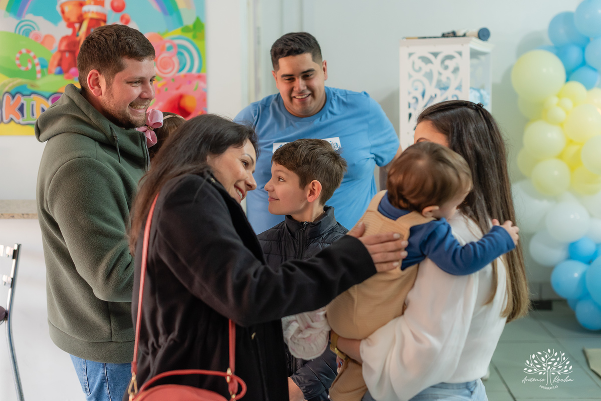 primeiro aninho - fotografia infantil - festa de aniversário - registros especiais - memórias em família - ensaio de gestação - celebração infantil - Antonio Rocha Fotografias - momentos únicos - aniversário Santiago - Pelotas
