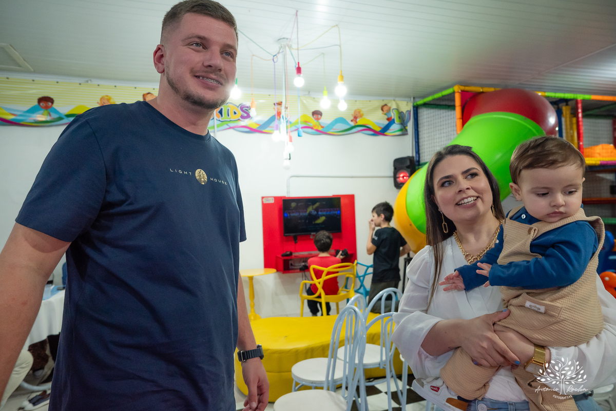 primeiro aninho - fotografia infantil - festa de aniversário - registros especiais - memórias em família - ensaio de gestação - celebração infantil - Antonio Rocha Fotografias - momentos únicos - aniversário Santiago - Pelotas