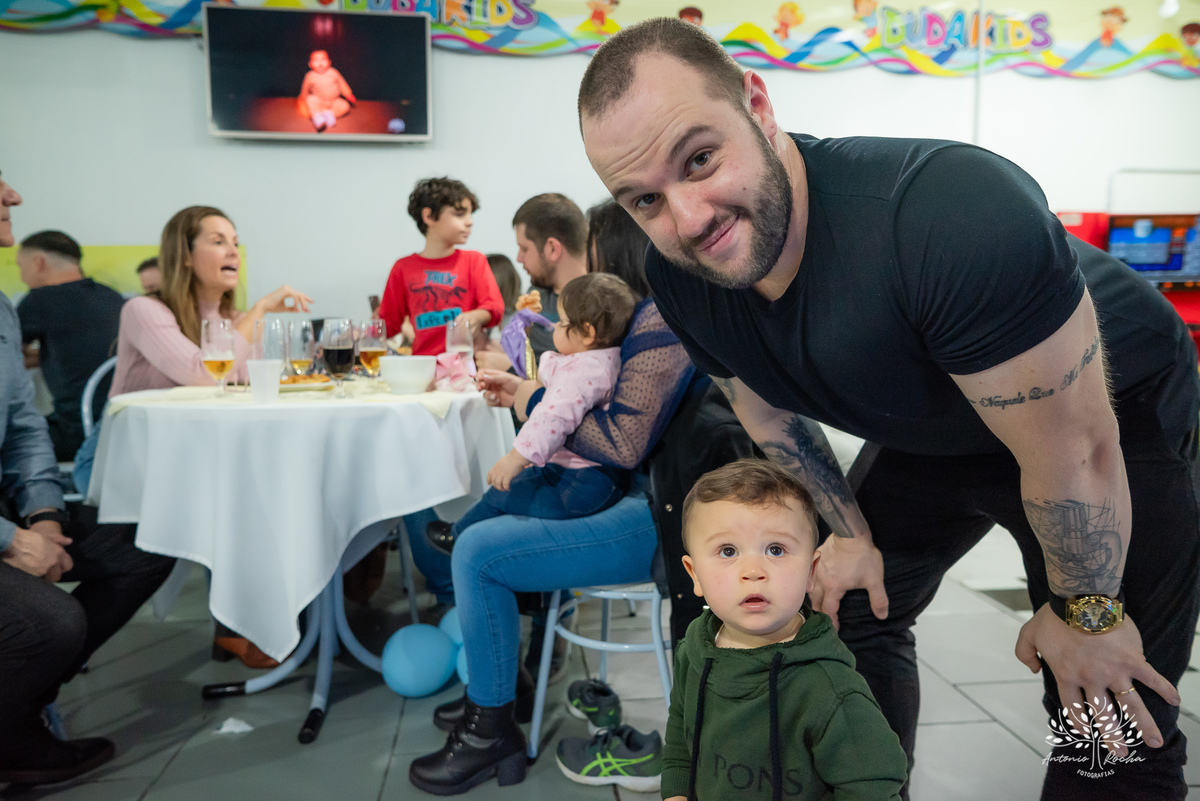 primeiro aninho - fotografia infantil - festa de aniversário - registros especiais - memórias em família - ensaio de gestação - celebração infantil - Antonio Rocha Fotografias - momentos únicos - aniversário Santiago - Pelotas