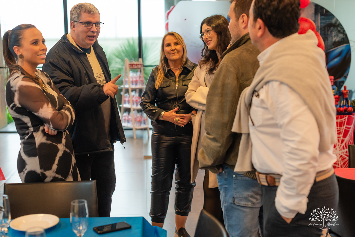aniversário infantil - fotografia de aniversário - 3 anos - festa temática - Homem-Aranha - fotografia de criança - fotógrafo de família - registro fotográfico - fotógrafo Antonio Rocha - alegria em família – Pelotas – Veredas Altos do Laranjal