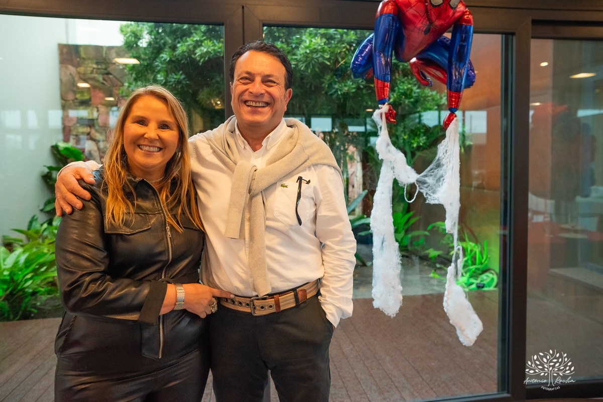 aniversário infantil - fotografia de aniversário - 3 anos - festa temática - Homem-Aranha - fotografia de criança - fotógrafo de família - registro fotográfico - fotógrafo Antonio Rocha - alegria em família – Pelotas – Veredas Altos do Laranjal