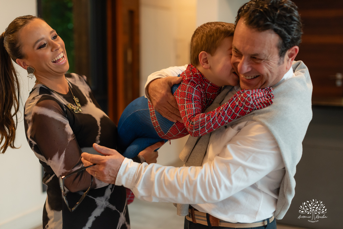 aniversário infantil - fotografia de aniversário - 3 anos - festa temática - Homem-Aranha - fotografia de criança - fotógrafo de família - registro fotográfico - fotógrafo Antonio Rocha - alegria em família – Pelotas – Veredas Altos do Laranjal