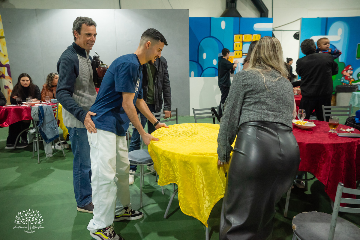 aniversário infantil - fotógrafo de família - fotografia de crianças - festa temática - super-heróis - registros fotográficos - fotógrafo de eventos - celebração em família – Pelotas - fotografia de aniversário - Antonio Rocha Fotografias