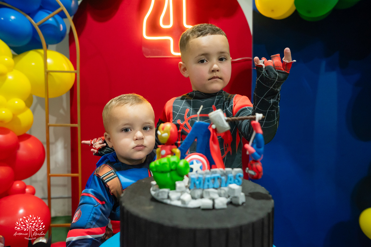 aniversário infantil - fotógrafo de família - fotografia de crianças - festa temática - super-heróis - registros fotográficos - fotógrafo de eventos - celebração em família – Pelotas - fotografia de aniversário - Antonio Rocha Fotografias