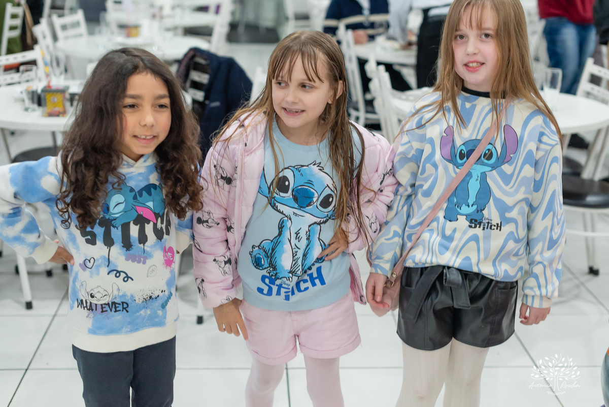 aniversário infantil - fotografia de aniversário - 3 anos - Guilherme - Relâmpago McQueen - festa temática - fotógrafo profissional - fotos de criança - Antonio Rocha Fotografias - energia contagiante - momento especial - celebração infantil - Pelotas