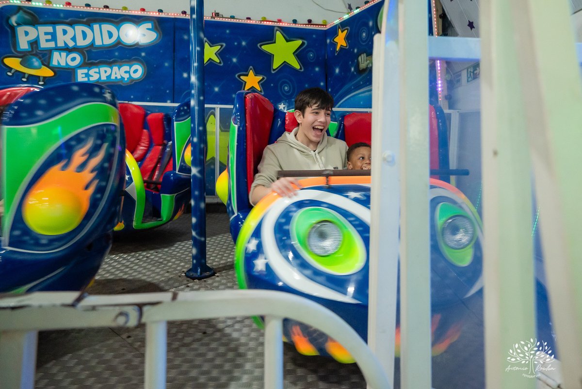 aniversário infantil - fotografia de aniversário - 3 anos - Guilherme - Relâmpago McQueen - festa temática - fotógrafo profissional - fotos de criança - Antonio Rocha Fotografias - energia contagiante - momento especial - celebração infantil - Pelotas