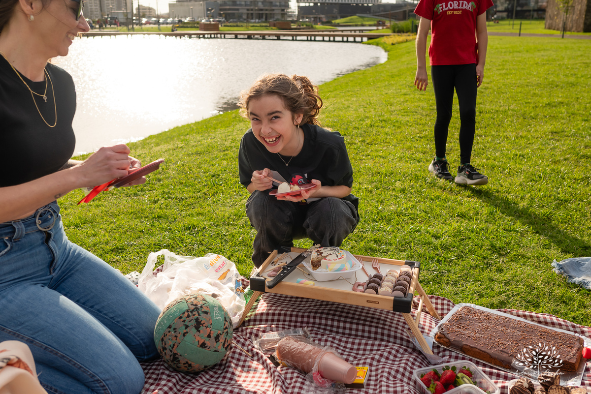 aniversário infantil - piquenique - fotografia de aniversário - diversão ao ar livre - comemoração infantil - ensaio de aniversário - fotos de piquenique - parque - celebração infantil - Antonio Rocha Fotografias - Pelotas
