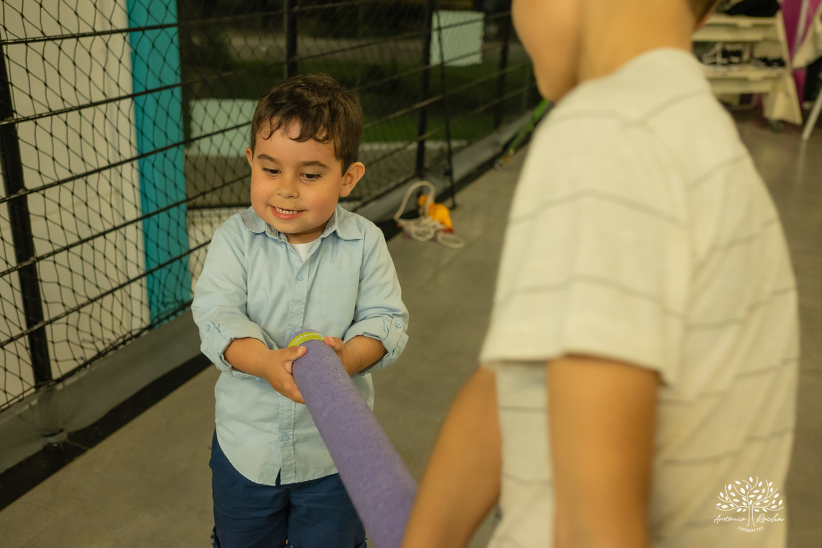aniversário infantil - fotografia infantil - Hot Wheels - fotógrafo de eventos - Antonio Rocha Fotografias - fotos de aniversário - decoração temática - diversão com animador - Roxito - Inácio - fotografia profissional - Pelotas - Tirolesa - Chuva de Neve