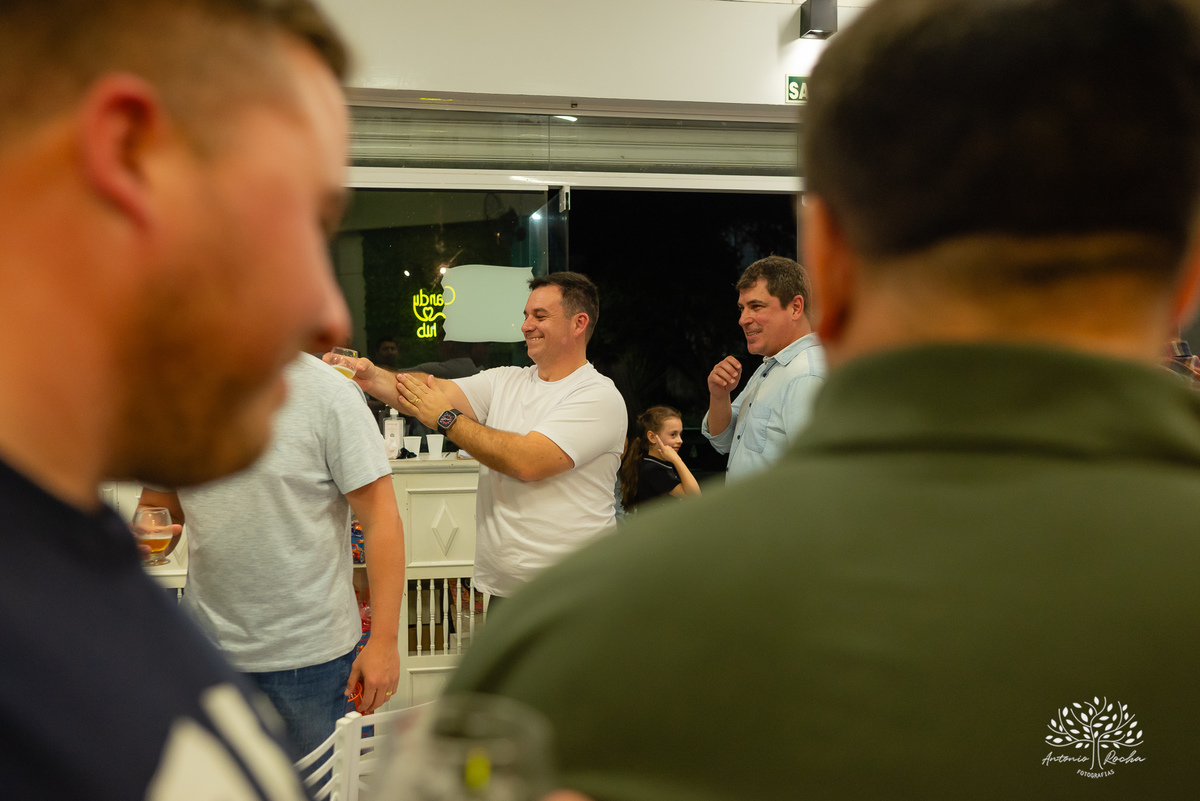 aniversário infantil - fotografia infantil - Hot Wheels - fotógrafo de eventos - Antonio Rocha Fotografias - fotos de aniversário - decoração temática - diversão com animador - Roxito - Inácio - fotografia profissional - Pelotas - Tirolesa - Chuva de Neve