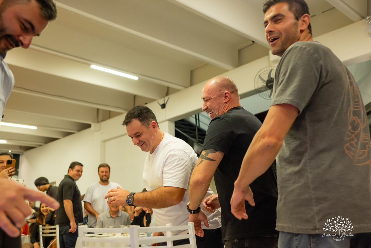 aniversário infantil - fotografia infantil - Hot Wheels - fotógrafo de eventos - Antonio Rocha Fotografias - fotos de aniversário - decoração temática - diversão com animador - Roxito - Inácio - fotografia profissional - Pelotas - Tirolesa - Chuva de Neve