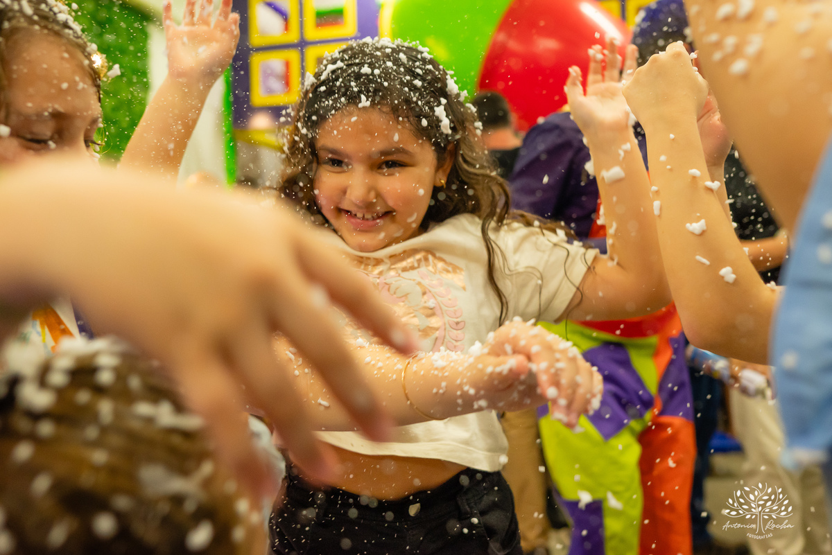 aniversário infantil - fotografia infantil - Hot Wheels - fotógrafo de eventos - Antonio Rocha Fotografias - fotos de aniversário - decoração temática - diversão com animador - Roxito - Inácio - fotografia profissional - Pelotas - Tirolesa - Chuva de Neve