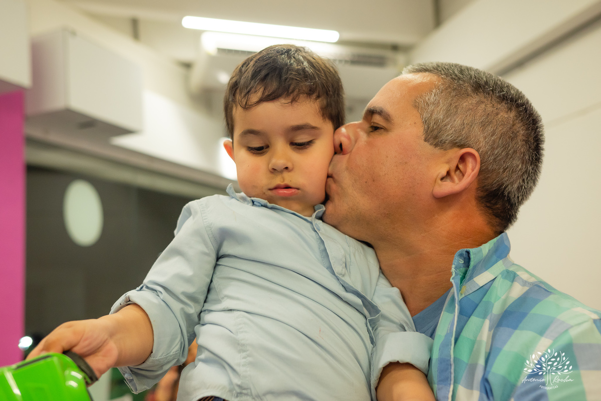 aniversário infantil - fotografia infantil - Hot Wheels - fotógrafo de eventos - Antonio Rocha Fotografias - fotos de aniversário - decoração temática - diversão com animador - Roxito - Inácio - fotografia profissional - Pelotas - Tirolesa - Chuva de Neve