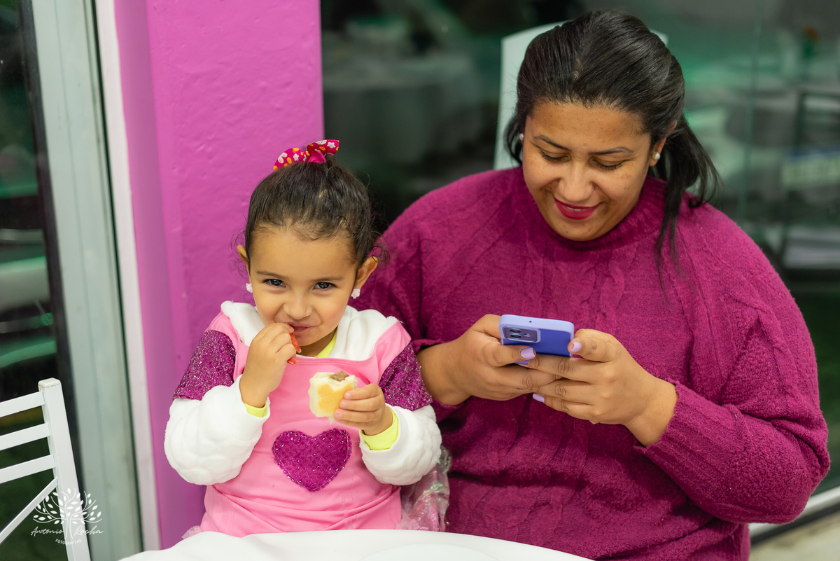 fotografia infantil - ensaio de aniversário - fotógrafos de eventos - festa de criança - Antonio Rocha Fotografias -registro fotográfico - fotografia de família -Pelotas