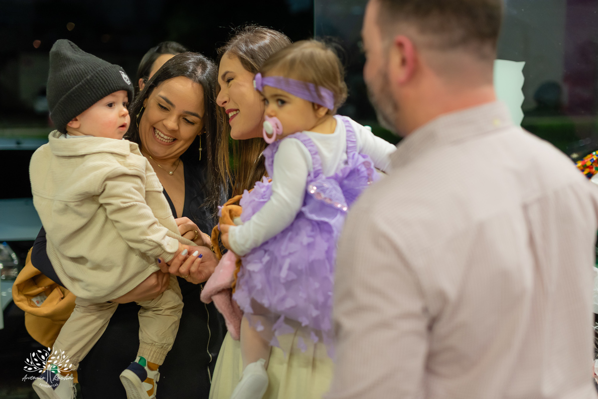 fotografia infantil - ensaio de aniversário - fotógrafos de eventos - festa de criança - Antonio Rocha Fotografias -registro fotográfico - fotografia de família -Pelotas