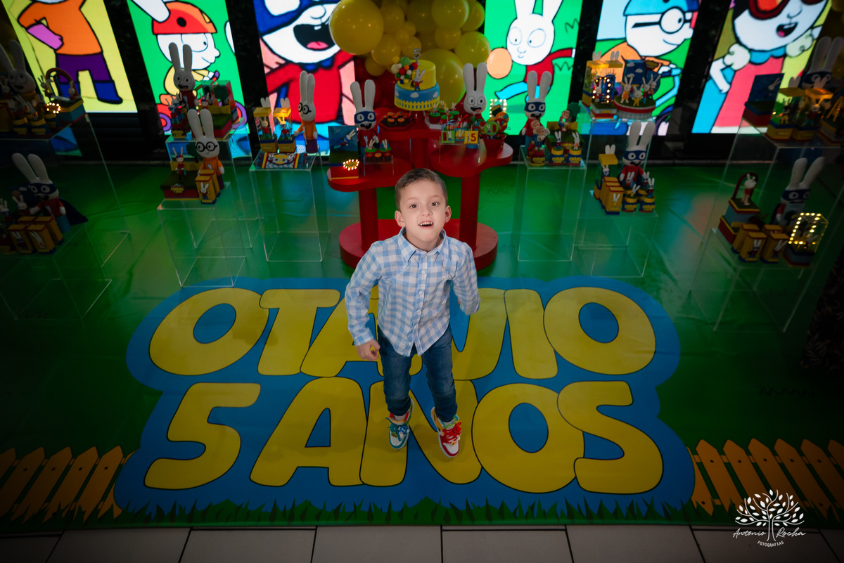 
festa infantil - 5 anos - aniversário do Otávio - decoração personalizada - Super Simon -  painel de LED - fotografia de eventos - lembrancinhas - Tio Tatá - Antonio Rocha Fotografias -  playground - drinks kids - pelotas - Cliff Kids
