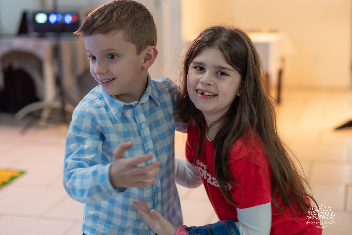 
festa infantil - 5 anos - aniversário do Otávio - decoração personalizada - Super Simon -  painel de LED - fotografia de eventos - lembrancinhas - Tio Tatá - Antonio Rocha Fotografias -  playground - drinks kids - pelotas - Cliff Kids