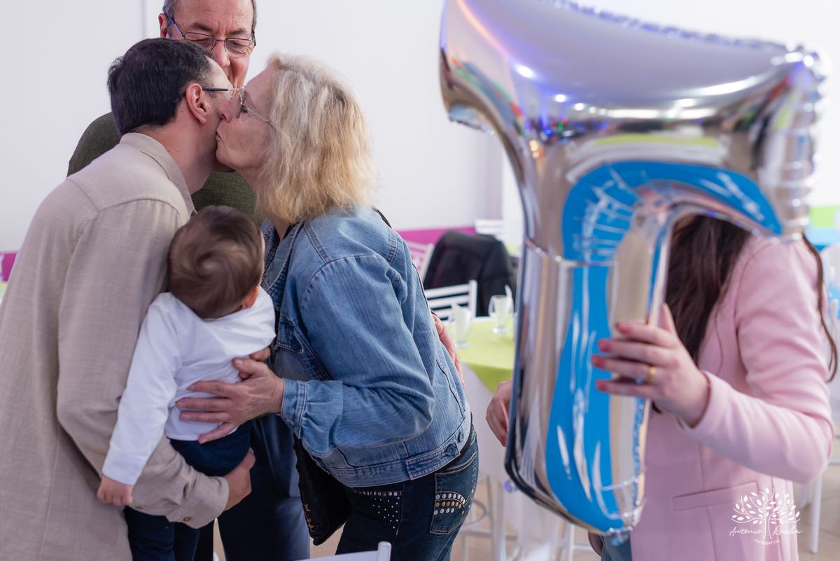 aniversário infantil - primeiro aninho - Théo - fotografia de festa - comemoração - Antonio Rocha Fotografias -  festa de aniversário - sorrisos - momentos especiais-Loly Pop - Pelotas