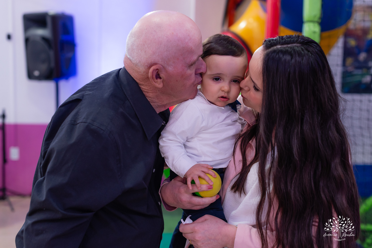 aniversário infantil - primeiro aninho - Théo - fotografia de festa - comemoração - Antonio Rocha Fotografias -  festa de aniversário - sorrisos - momentos especiais-Loly Pop - Pelotas