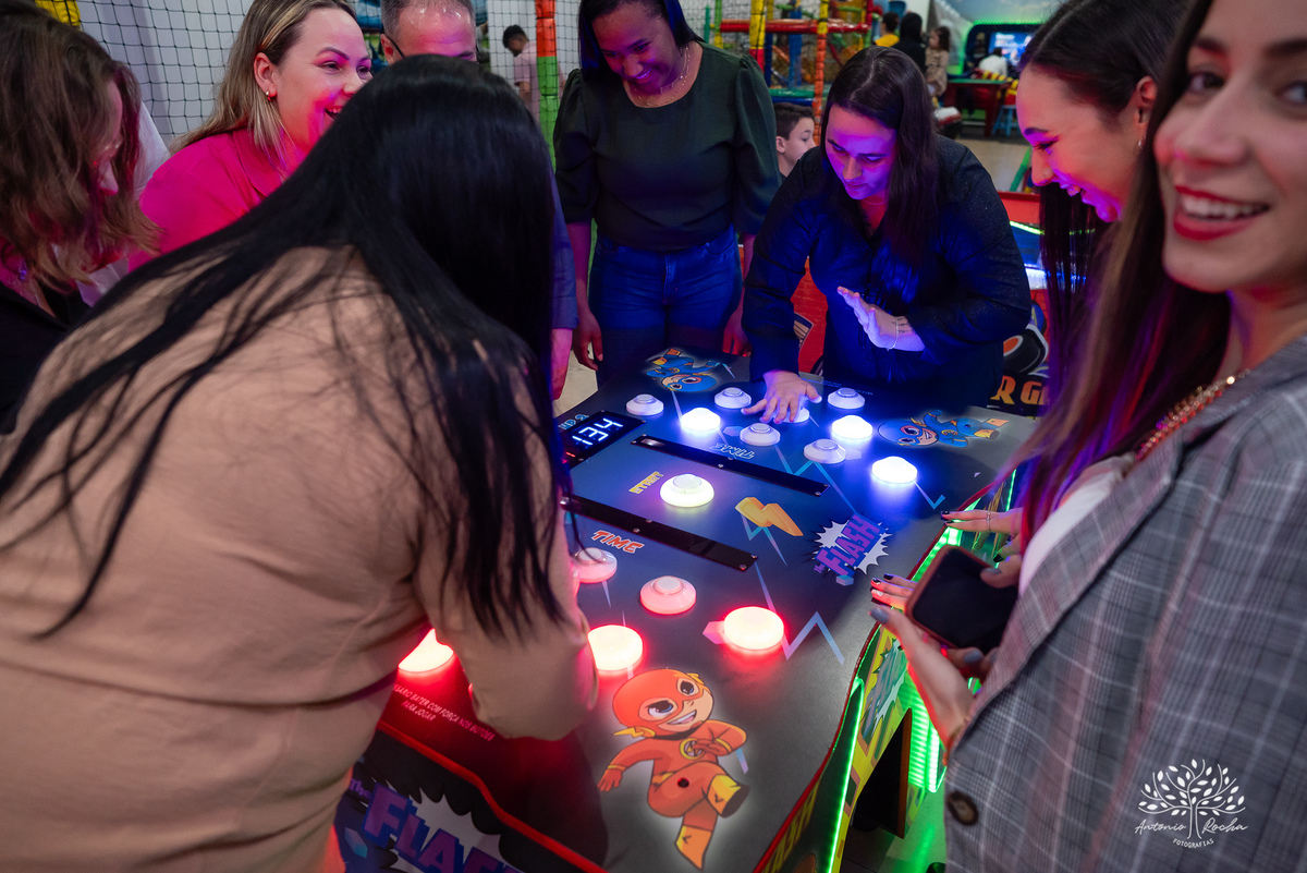 aniversário infantil - primeiro aninho - Théo - fotografia de festa - comemoração - Antonio Rocha Fotografias -  festa de aniversário - sorrisos - momentos especiais-Loly Pop - Pelotas