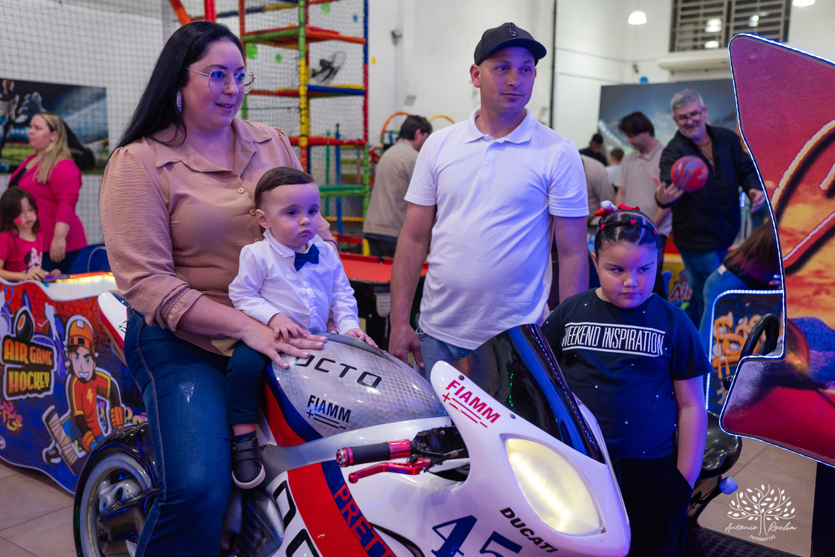 aniversário infantil - primeiro aninho - Théo - fotografia de festa - comemoração - Antonio Rocha Fotografias -  festa de aniversário - sorrisos - momentos especiais-Loly Pop - Pelotas