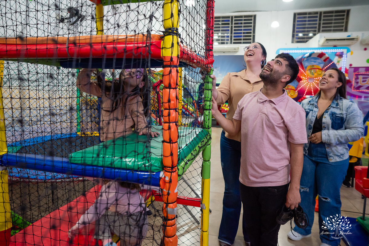 aniversário infantil - primeiro aninho - Théo - fotografia de festa - comemoração - Antonio Rocha Fotografias -  festa de aniversário - sorrisos - momentos especiais-Loly Pop - Pelotas