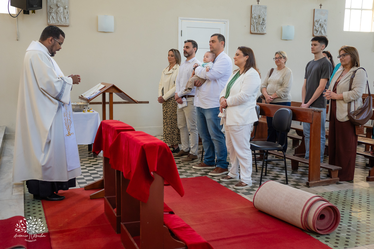 batizado - Léo - Pelotas - Rio de Janeiro - família - reencontro - cerimônia - Seminário São Francisco de Paula - sábado ensolarado - churrasco - veranico - chopp - música - alegria - memórias - fotografia de batizado - Antonio Rocha Fotografias - Pelotas