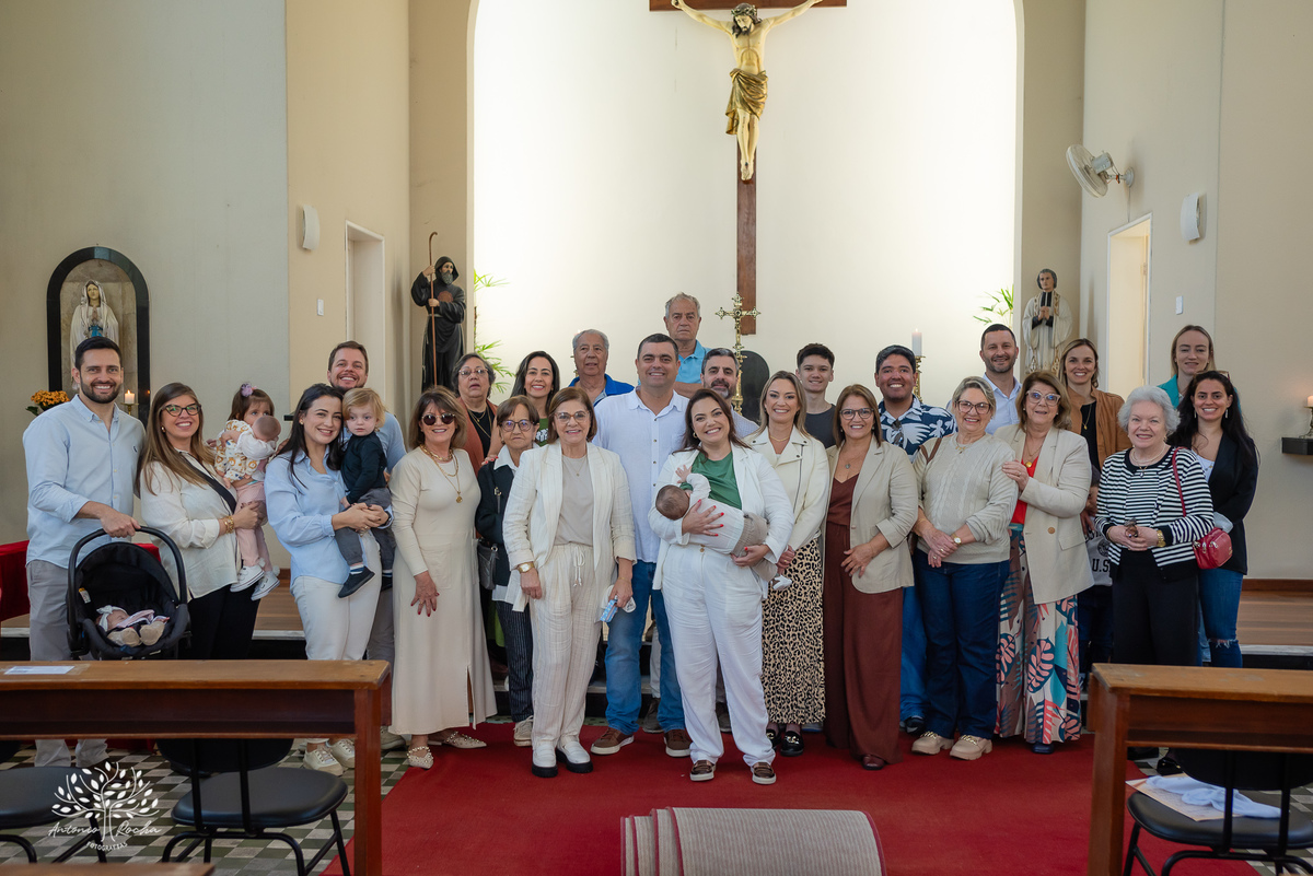 batizado - Léo - Pelotas - Rio de Janeiro - família - reencontro - cerimônia - Seminário São Francisco de Paula - sábado ensolarado - churrasco - veranico - chopp - música - alegria - memórias - fotografia de batizado - Antonio Rocha Fotografias - Pelotas