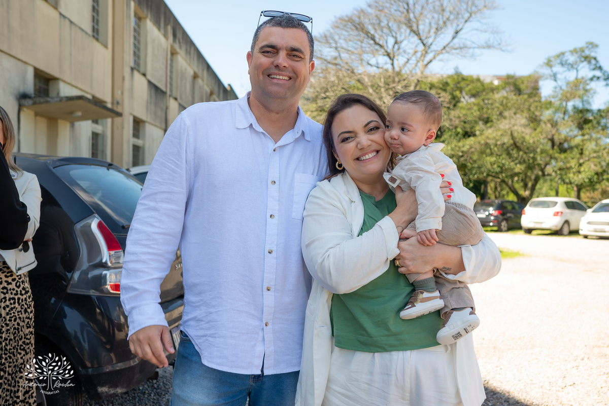 batizado - Léo - Pelotas - Rio de Janeiro - família - reencontro - cerimônia - Seminário São Francisco de Paula - sábado ensolarado - churrasco - veranico - chopp - música - alegria - memórias - fotografia de batizado - Antonio Rocha Fotografias - Pelotas